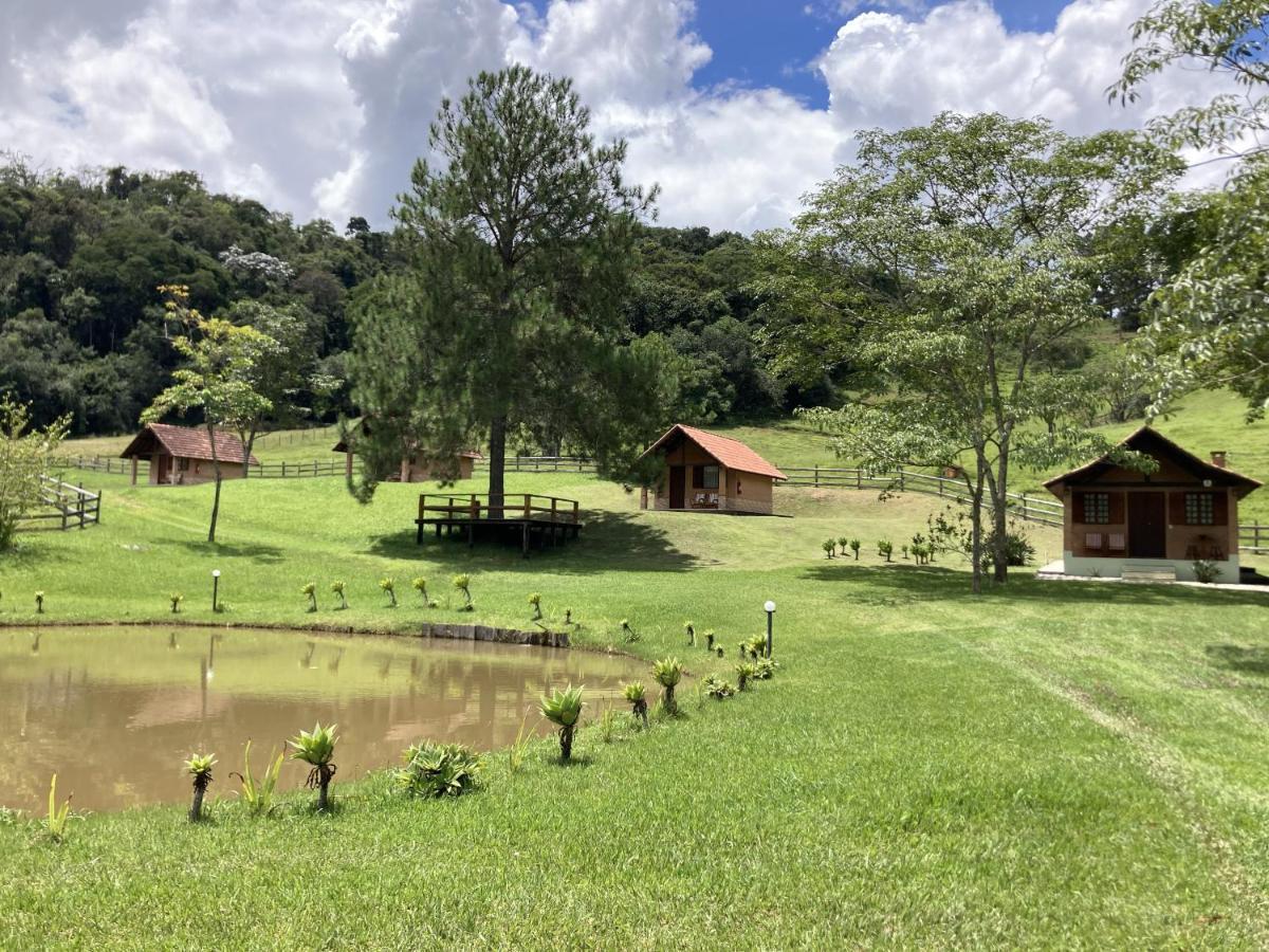 Pousada Colar De Ouro Chales Cunha Dış mekan fotoğraf